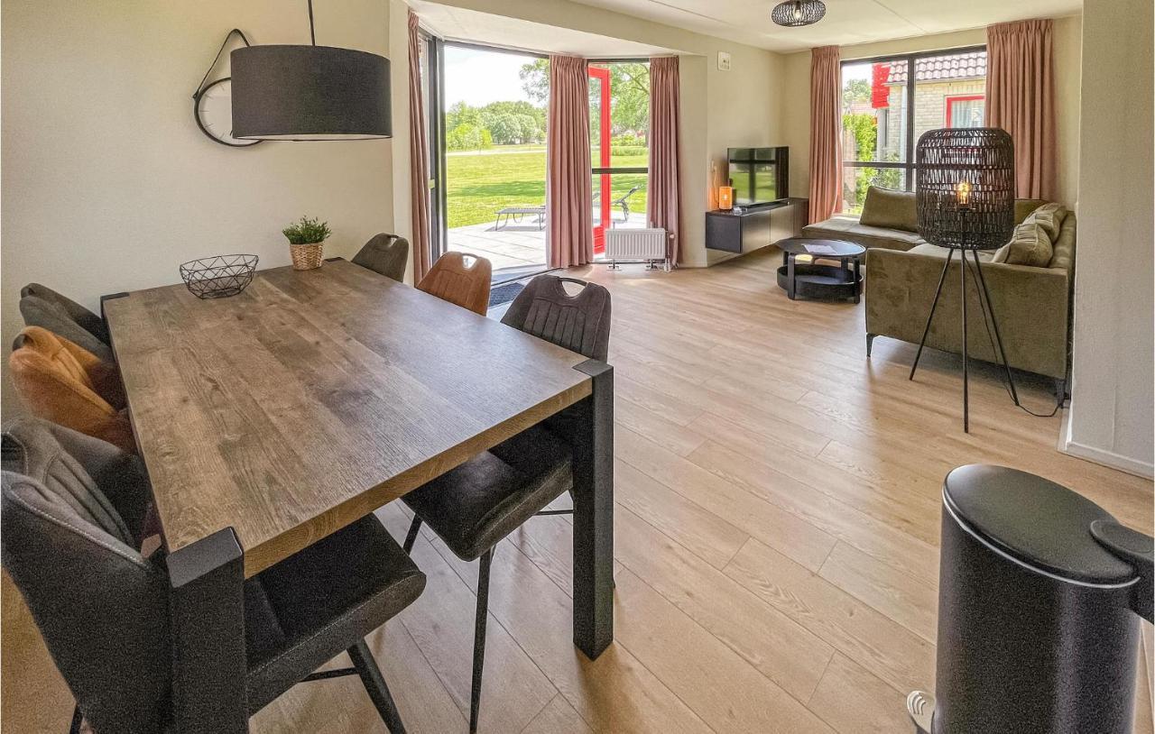 Stunning Home In Ewijk With Kitchen Zewnętrze zdjęcie
